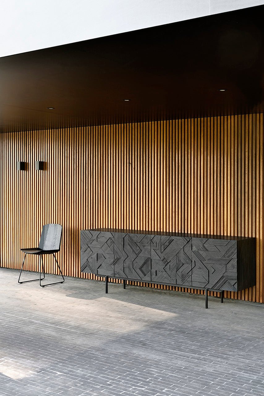 Teak-Graphic-black-sideboard-Oak-Black-Facette-chair-Goode-Studio