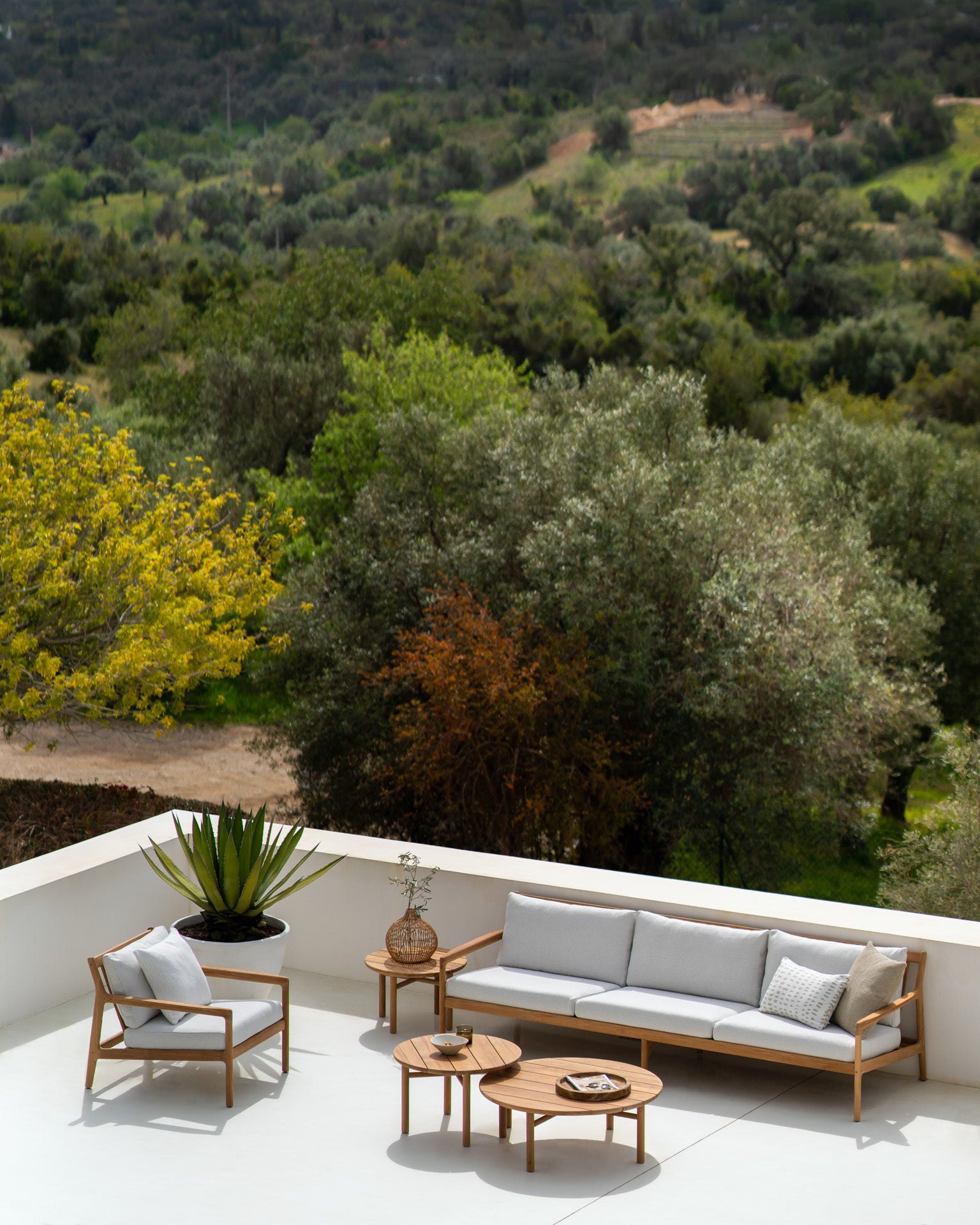 Quatro Outdoor Coffee Table - Large - Goode Studio