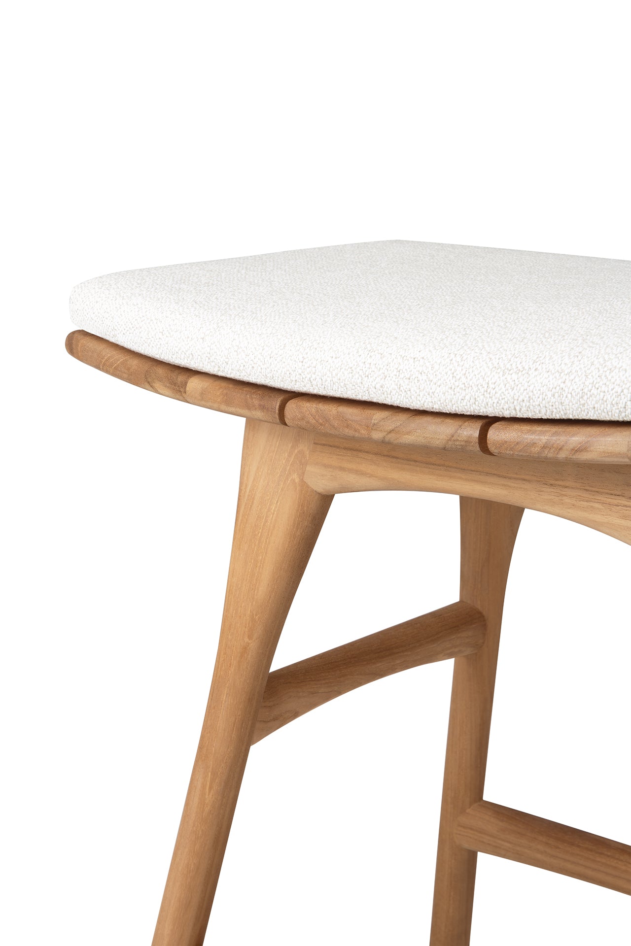 Osso-outdoor-stool-teak-Off-White-fabric-cut-Goode-Studio