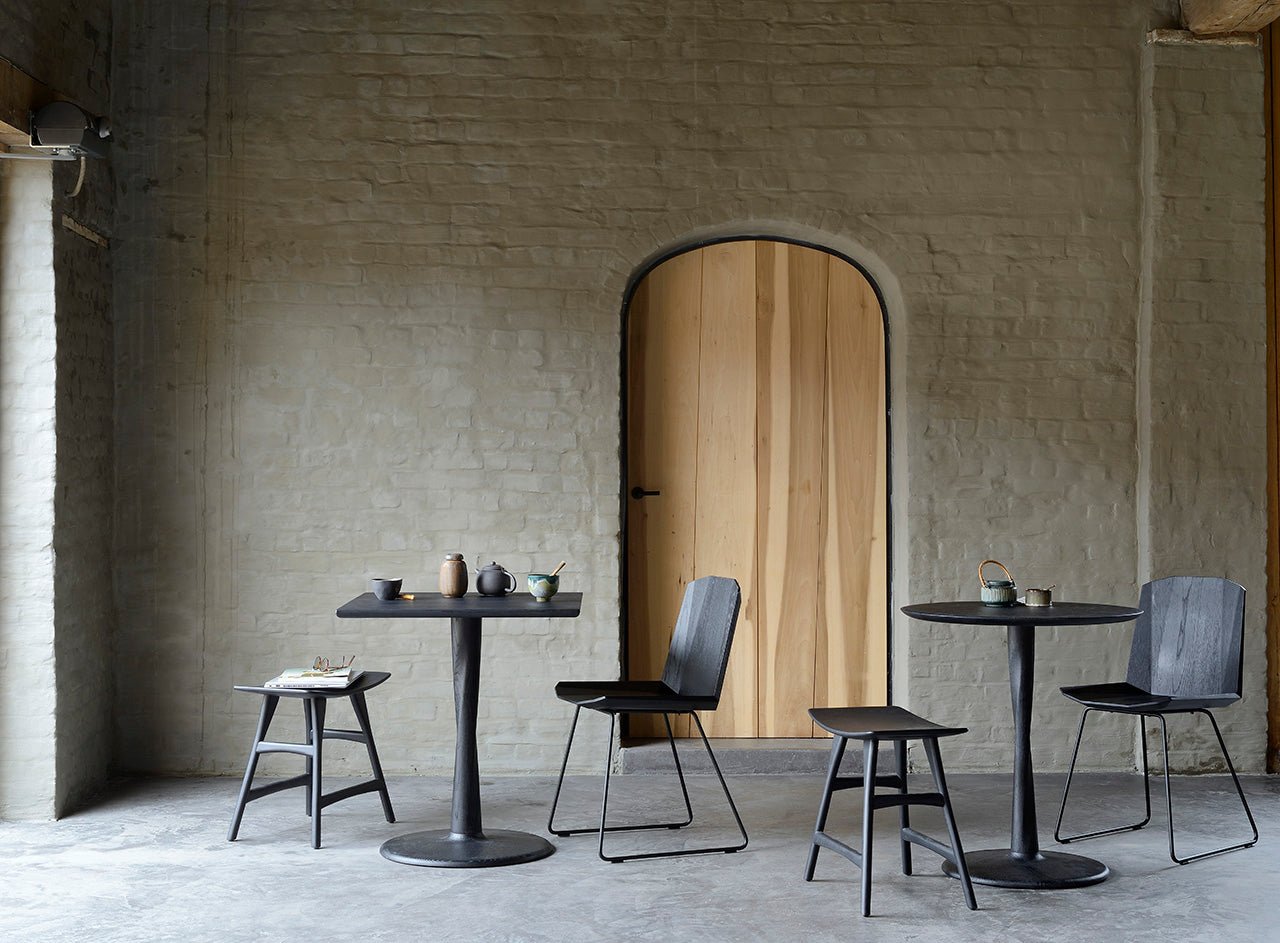 Torsion Dining Table Round, Oak Black - Goode Studio