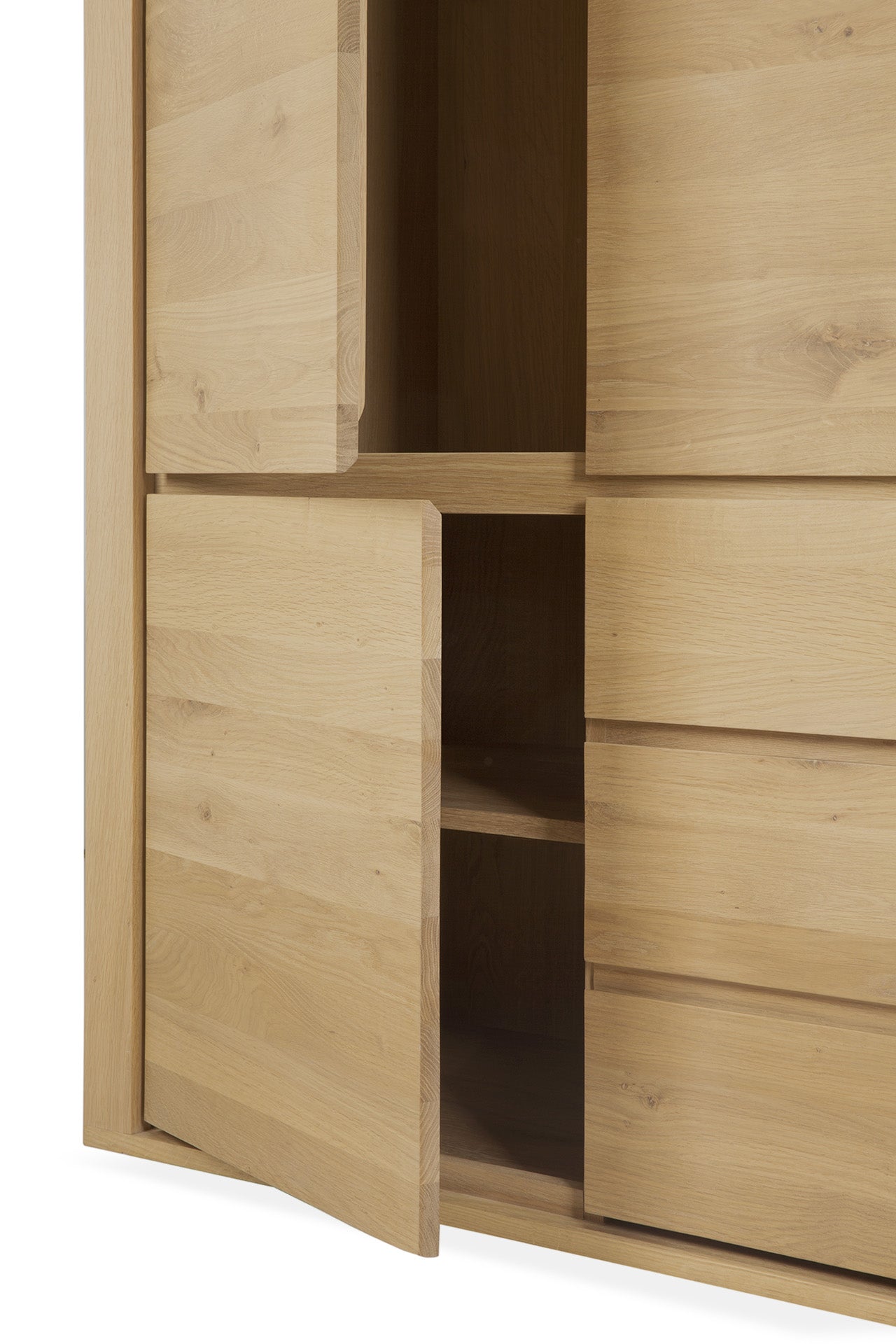 Shadow-dresser-Goode-Studio