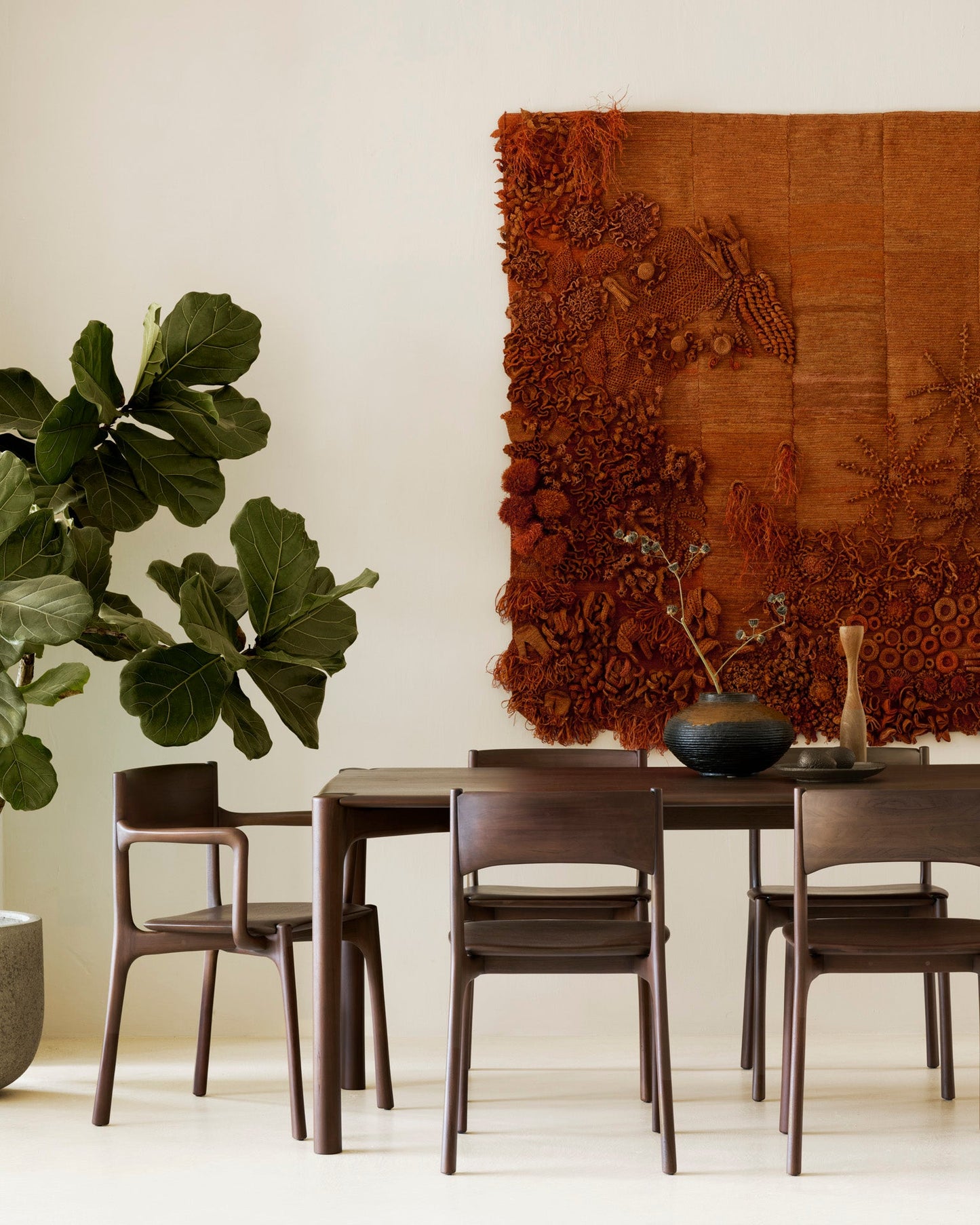 Why Organic Modern Furniture Continues to Define Luxury Interiors - Goode Studio