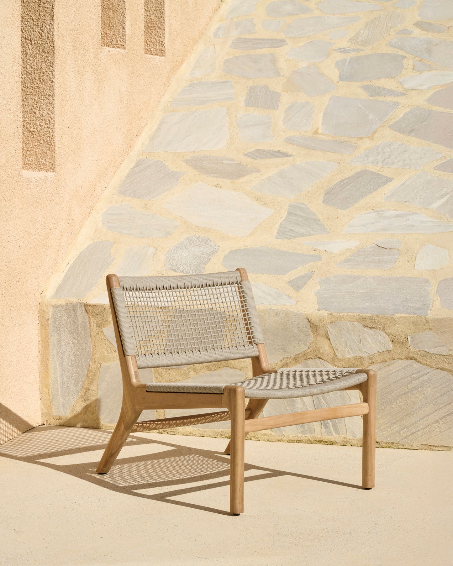 Jack-Woven-outdoor-lounge-chair-close-Goode-Studio