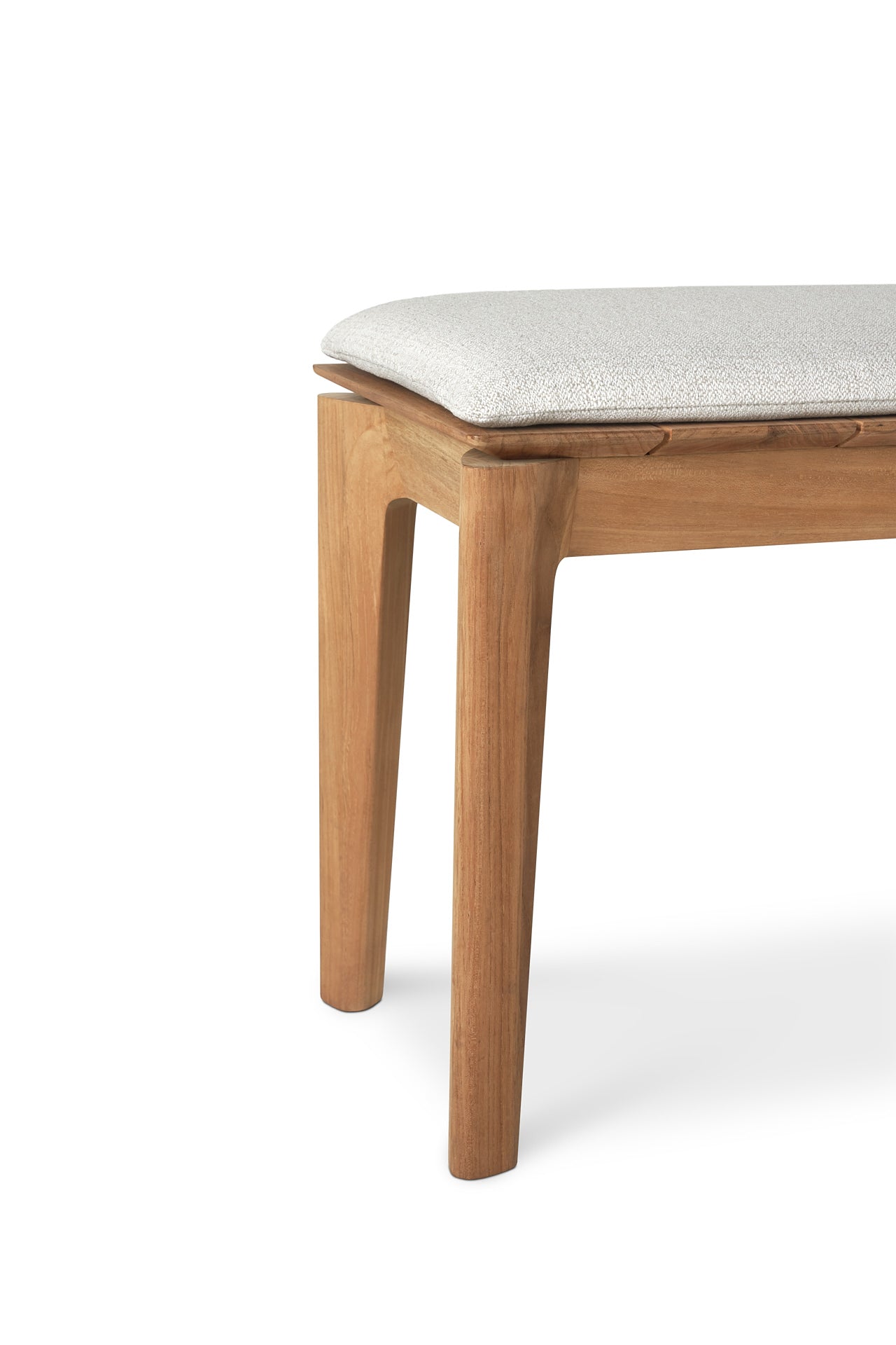 Bok-outdoor-bench-137-teak-Off-White-fabric-Goode-Studio