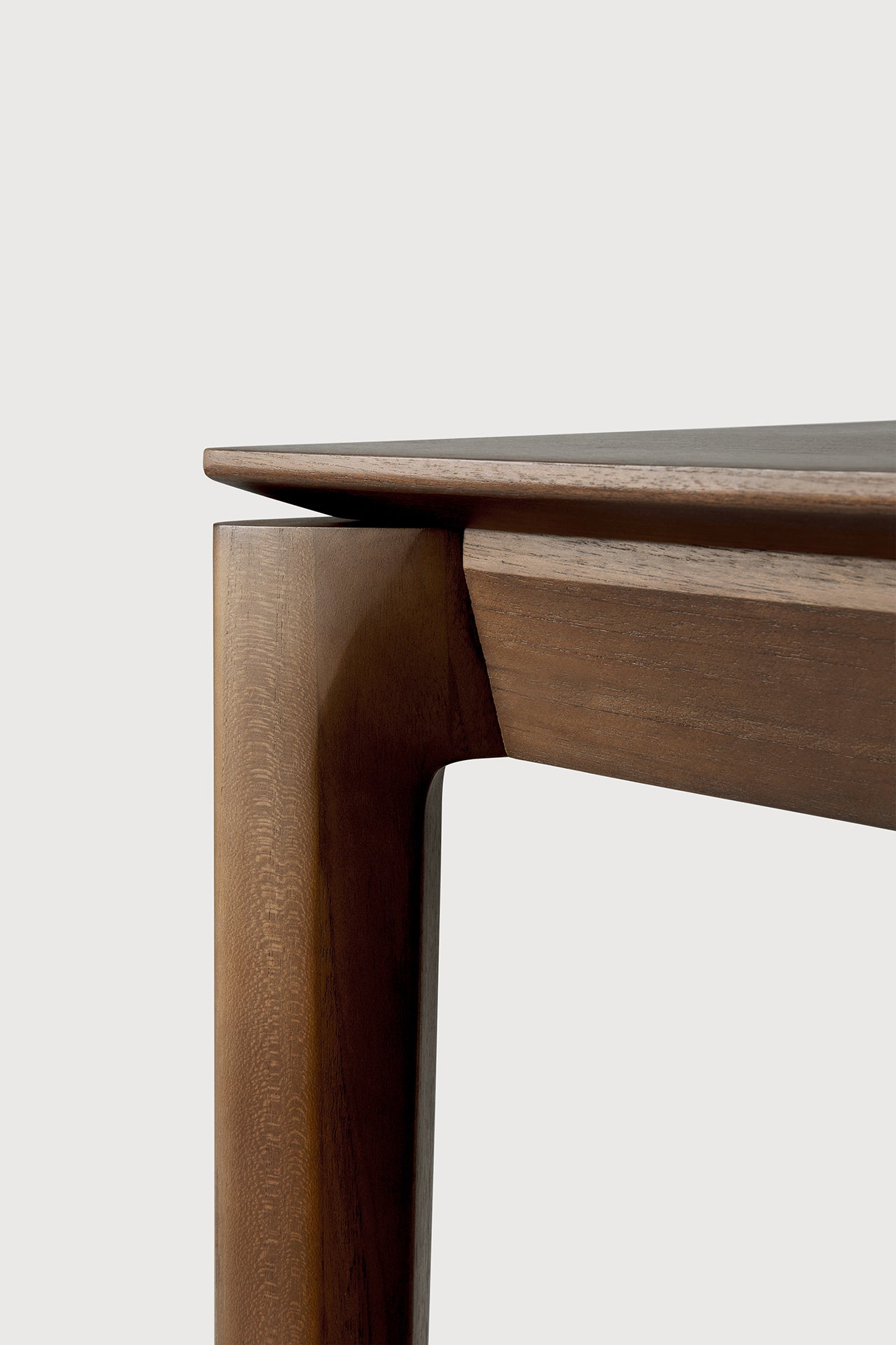 Bok-bench-varnished-teak-brown-Goode-Studio