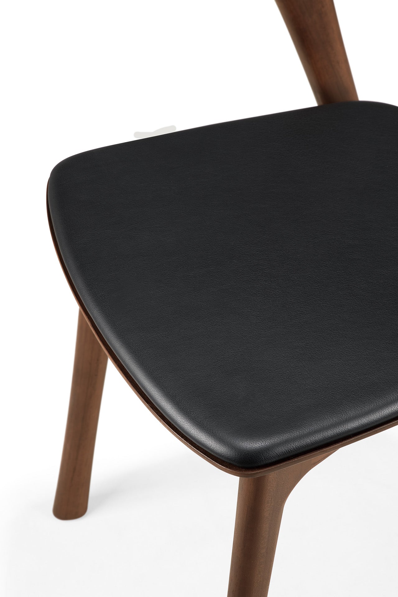 Bok-dining-chair-varnished-teak-brown-with-Black-leather-Goode-Studio