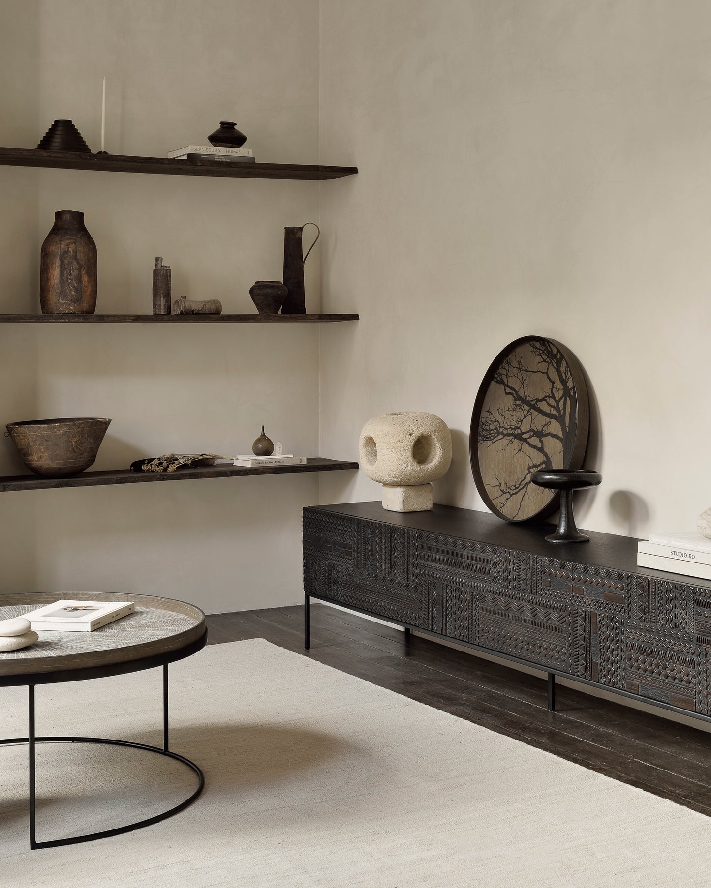 Teak-Tabwa-TV-cupboard-Black-tree-wooden-tray-Sand-Nomad-kilim-rug-White-Slice-wooden-tray-Round-tray-coffee-table-set-Goode-Studio