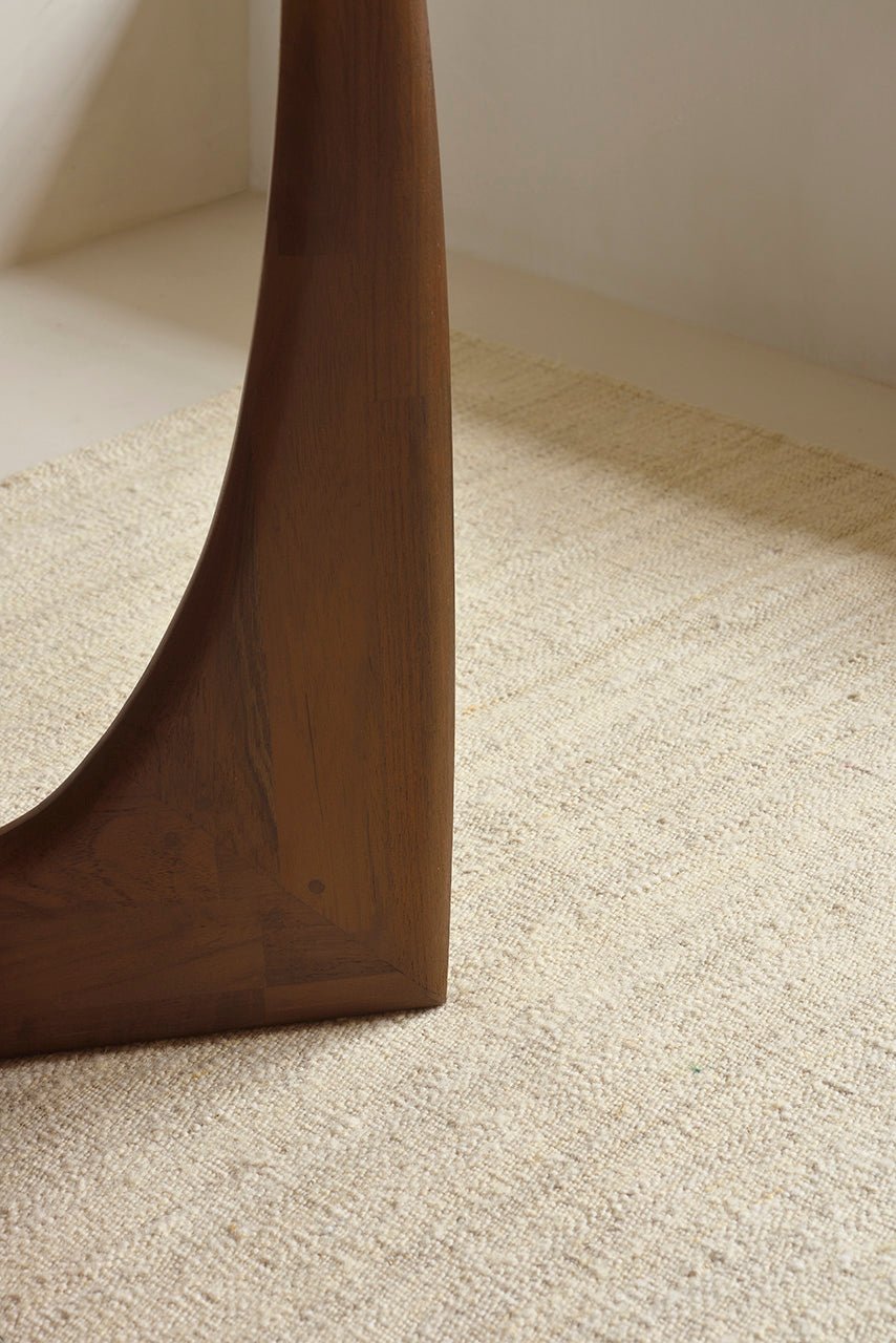 Sand-Nomad-kilim-rug-Teak-Geometric-brown-side-table-Goode-Studio