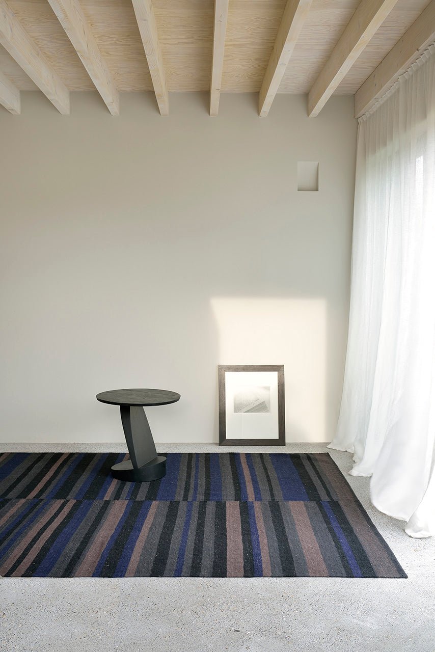 Cobalt-kilim-rug-Teak-Oblic-black-side-table