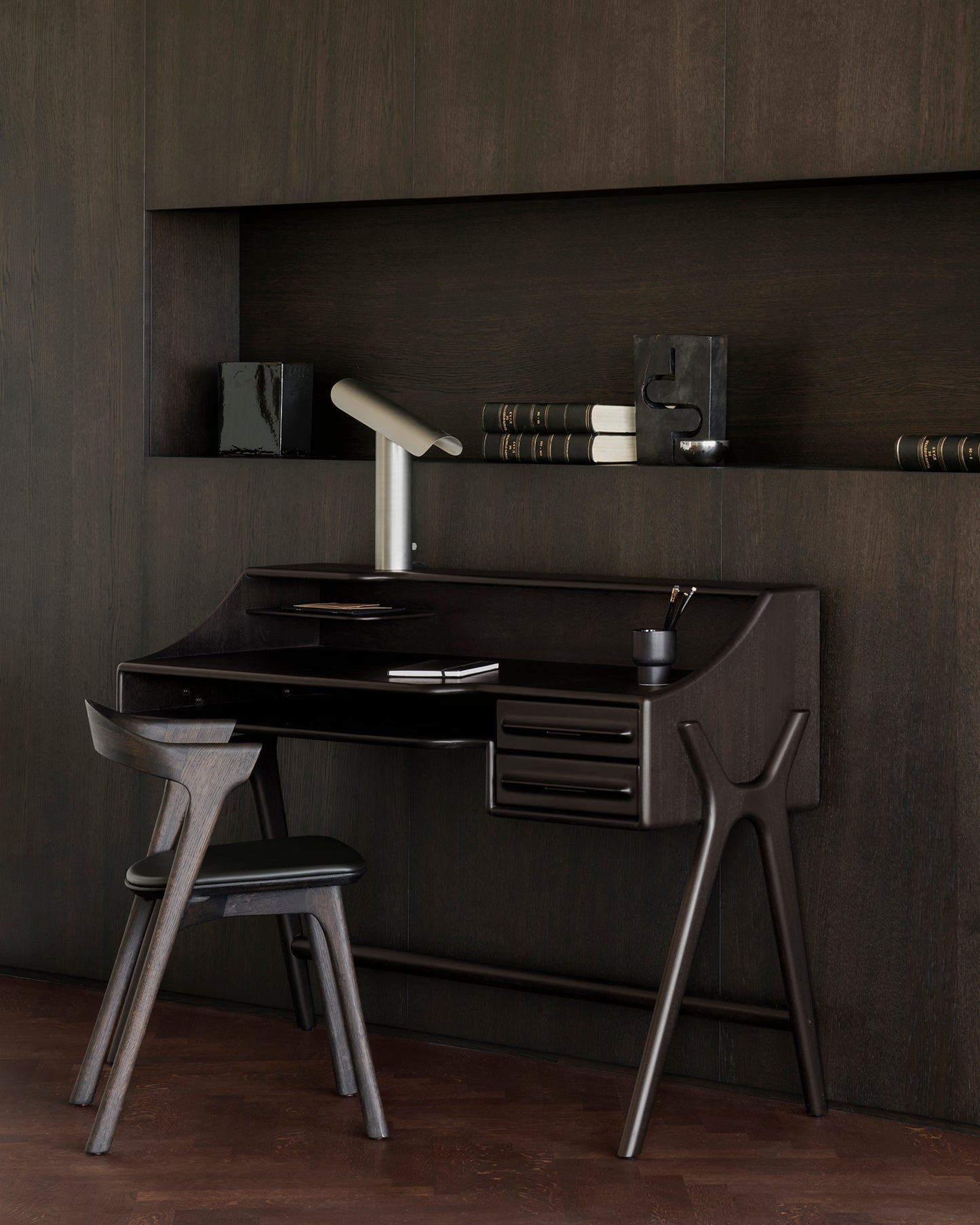 Flow desk-varnished-mahogany-Rose-Brown-2-drawers-rectangular-Goode-Studio