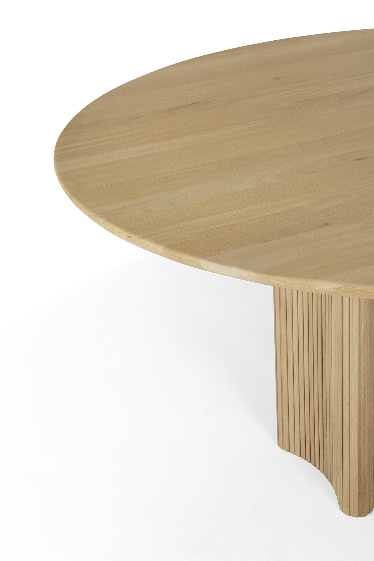 Luxury round hardwood Roller Max dining table centerpiece