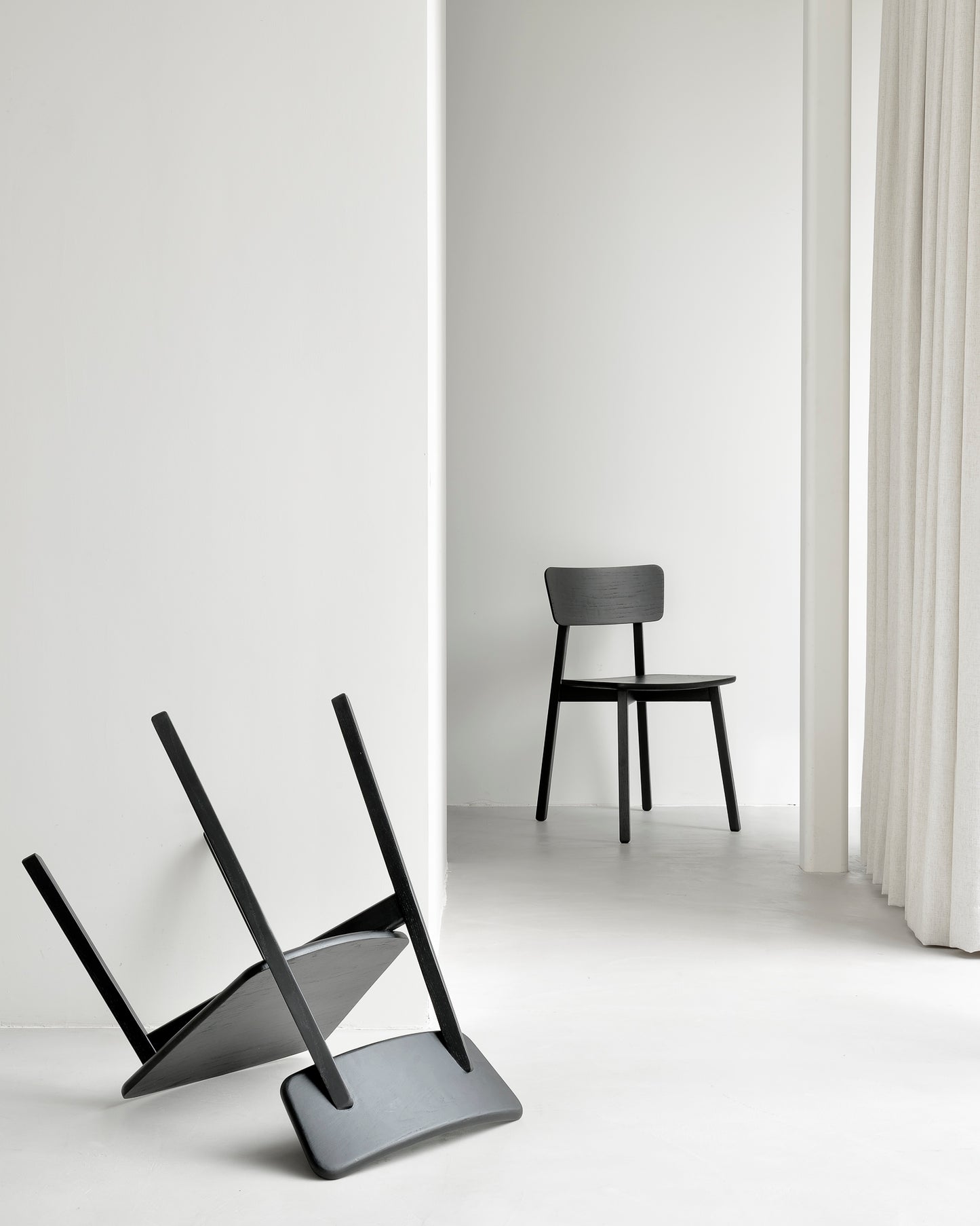 Oak-Casale-black-dining-chair-Goode-Studio