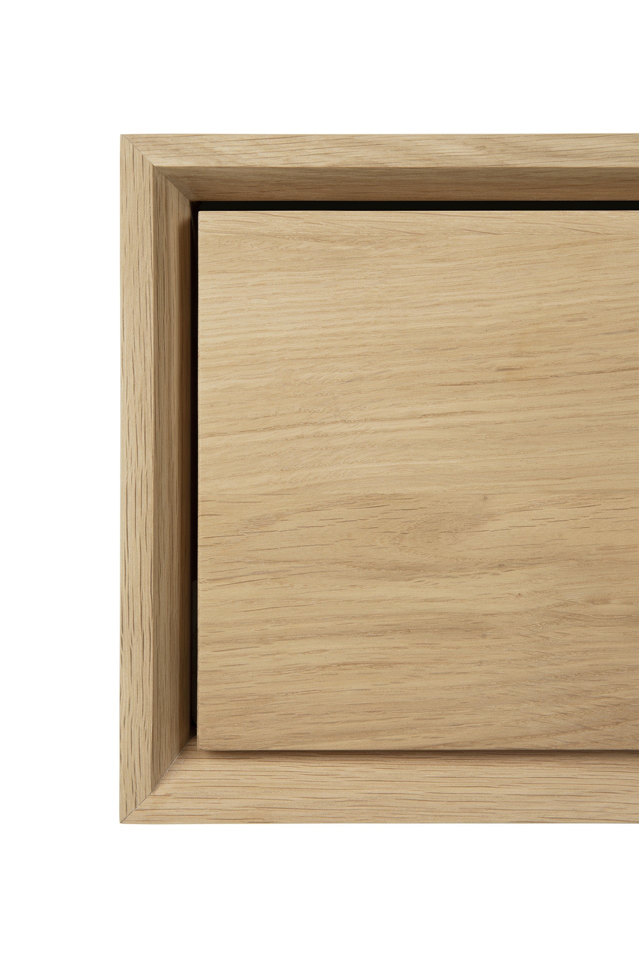 Standing oak bedside table with single drawer
