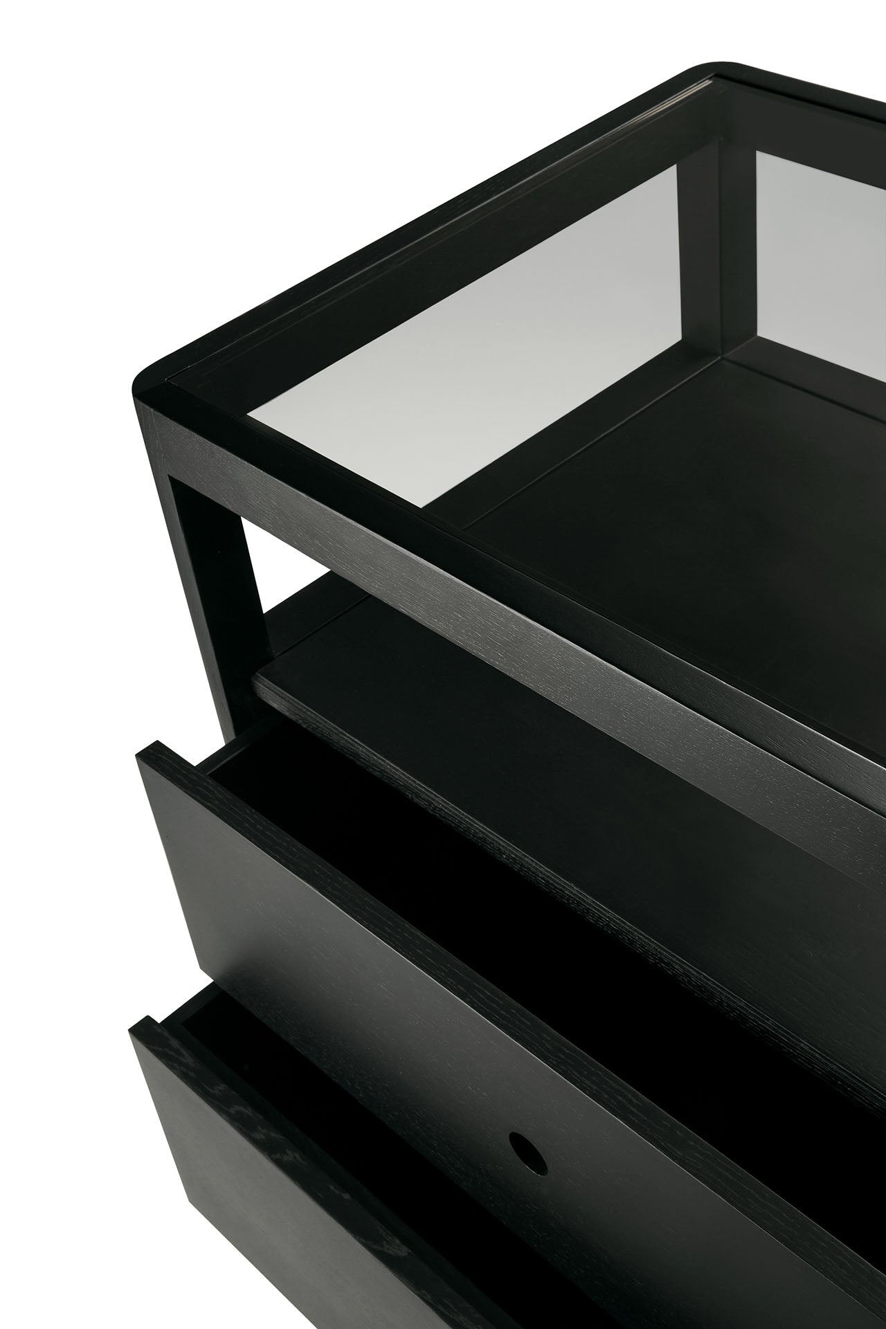 Spindle-dresser-oak-varnished-black-4-drawers-Goode Studio