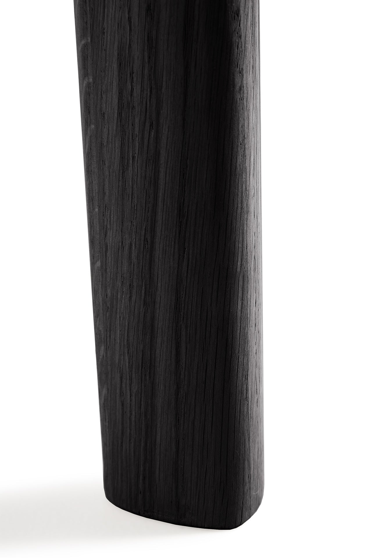 Oak-Bok-black-extendable-dining-table-round-Goode-Studio