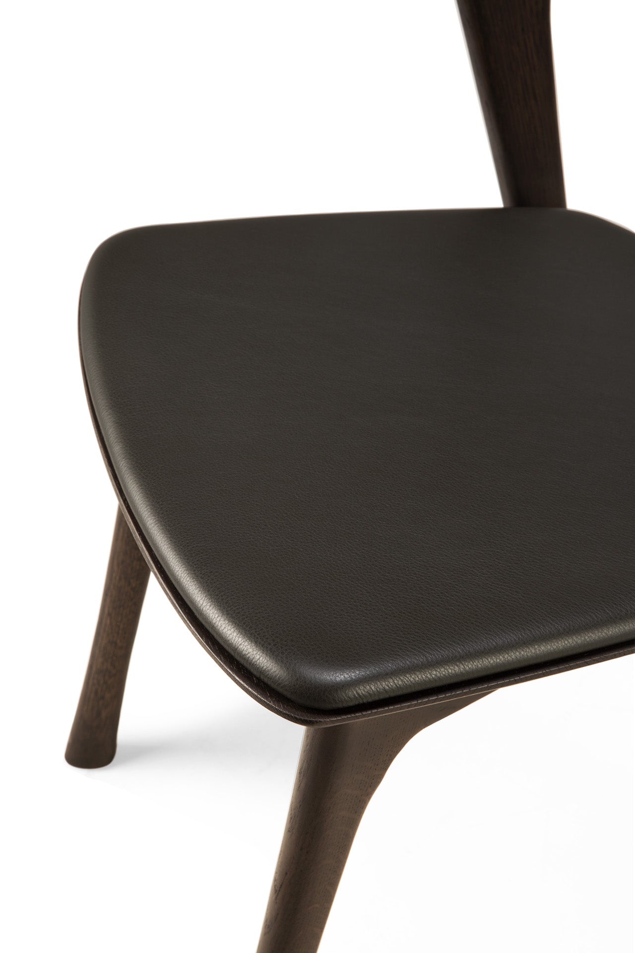 Oak-Bok-brown-dining-chair-leather-brown-varnished-Goode-Studio