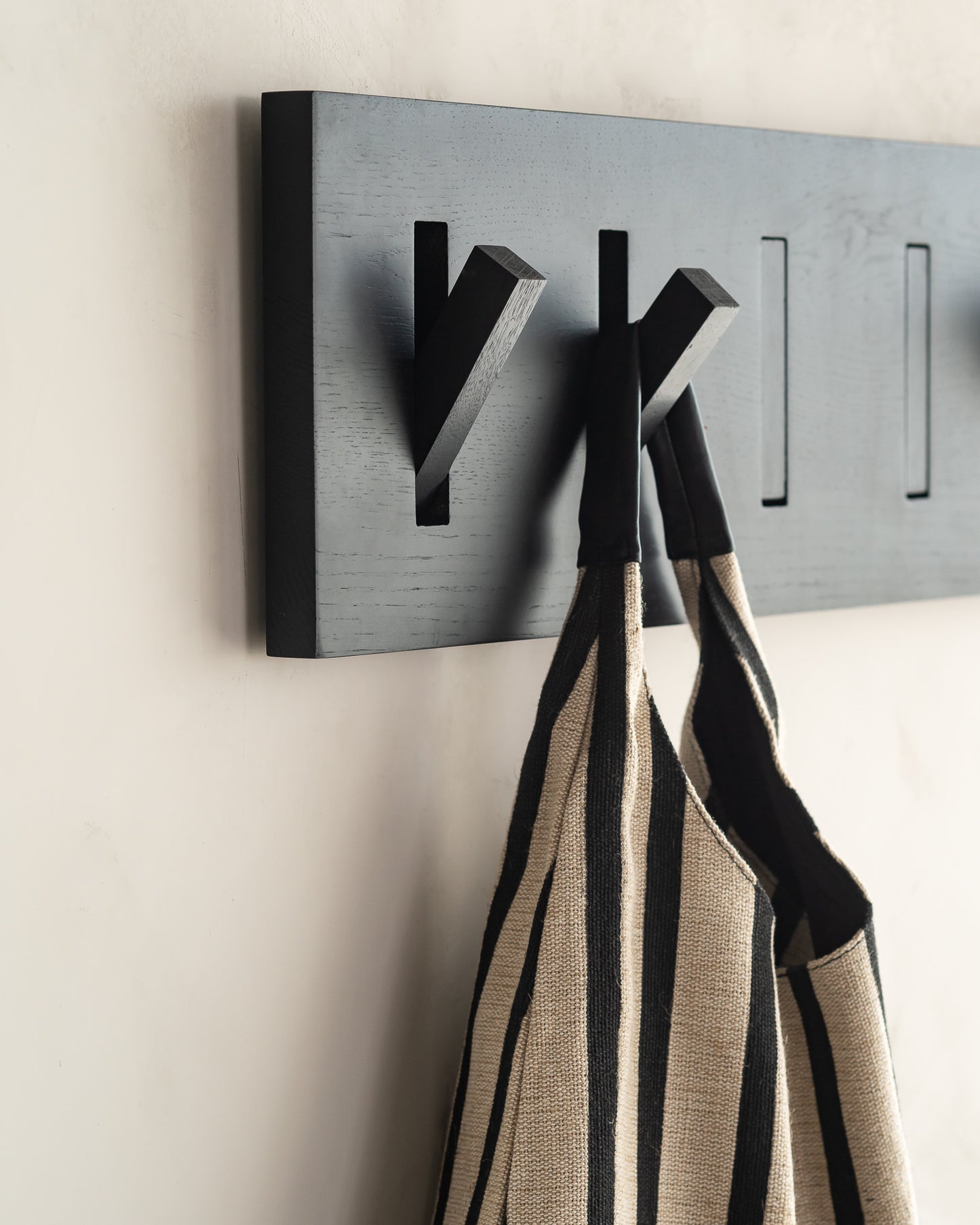 Black-Utilitile-wall-hanger-Goode-Studio