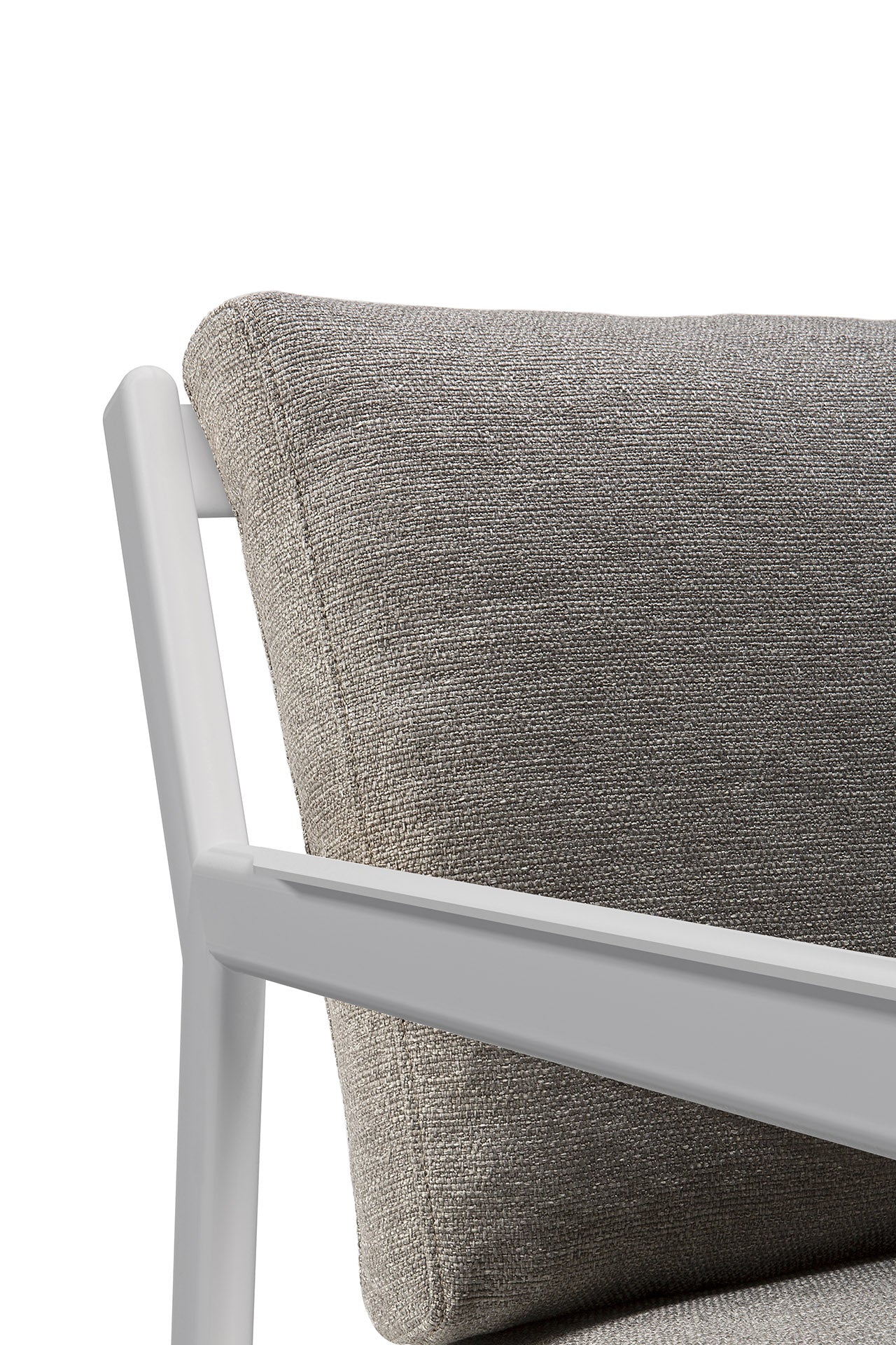 Jack-outdoor-lounge-chair-aluminium-white-Mocha-fabric-Goode-Studio