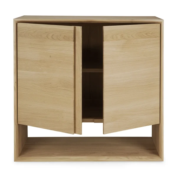 51436_Nordic_sideboard_front02_cut_WEB