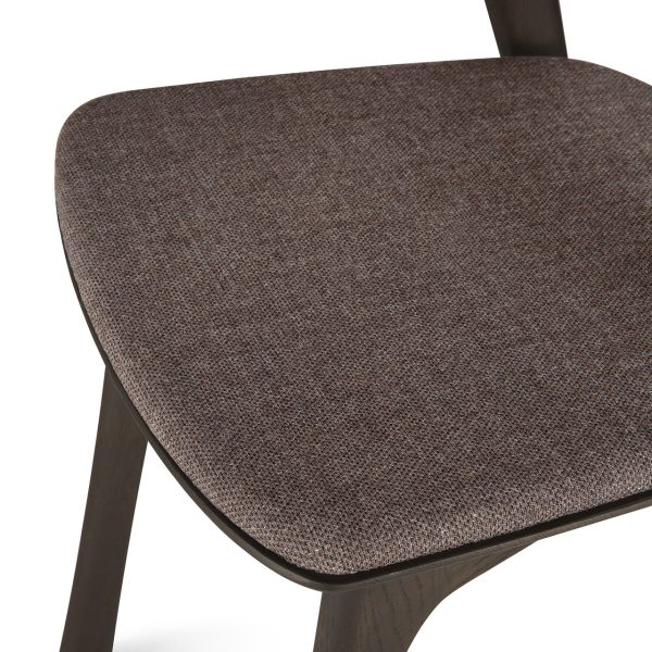 51484 Bok dining chair - varnished oak - brown - Warm Brown fabric_det02_cut_web