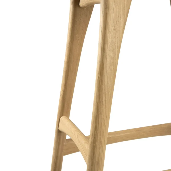 53034_Oak_Osso_bar_stool_det01_cut_web