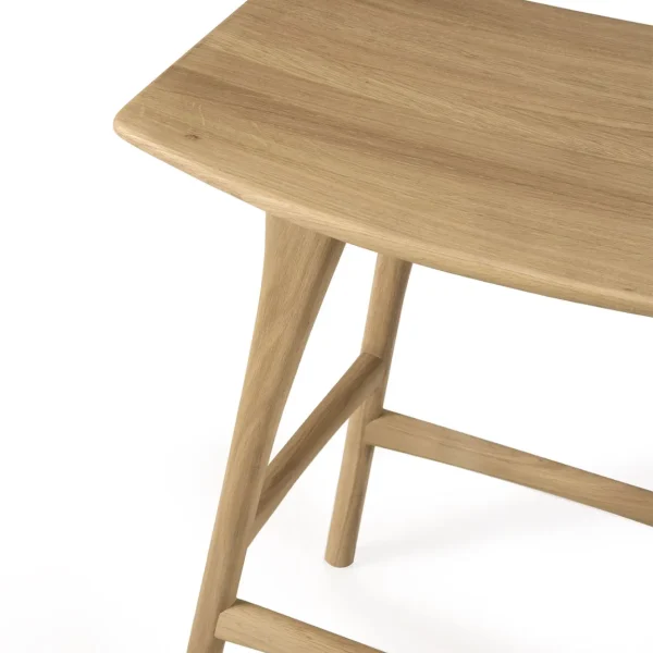 53044_Oak_Osso_counter_stool_det02_cut_web